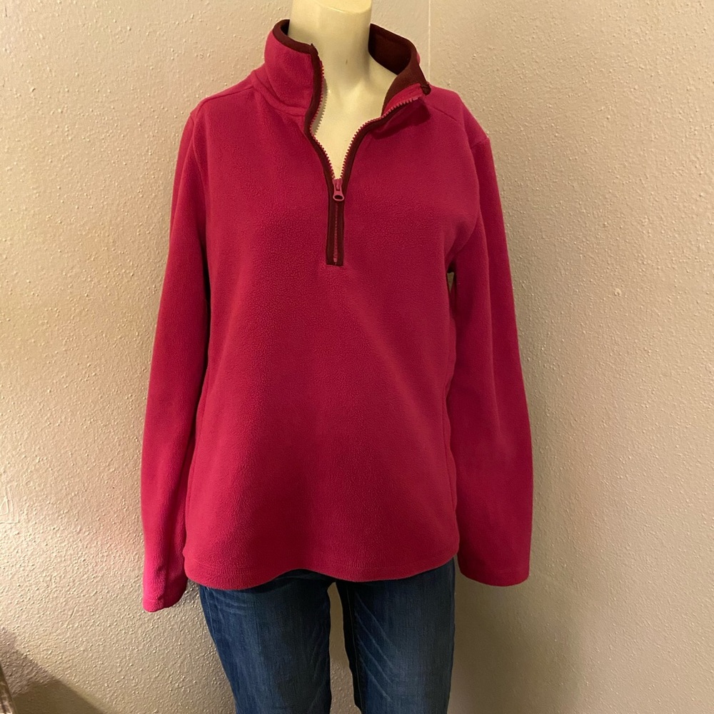 Old Navy fuchsia fleece, excellent condition